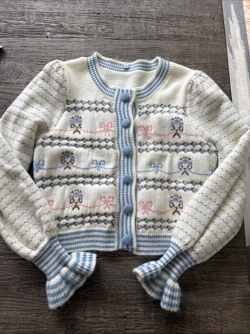 Women’s Cream & Blue Knit Cardigan Sweater